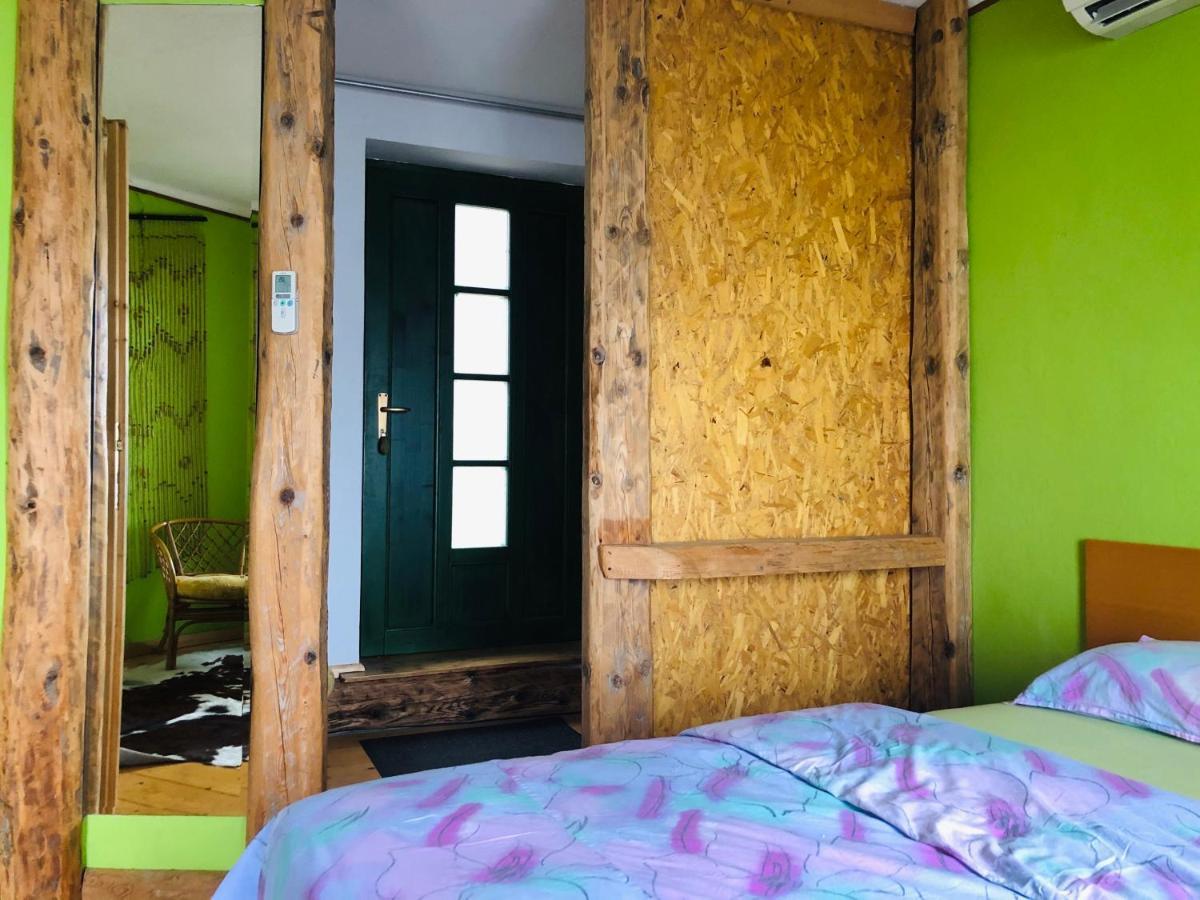 Stonehouse Apartment Нова Горица Екстериор снимка