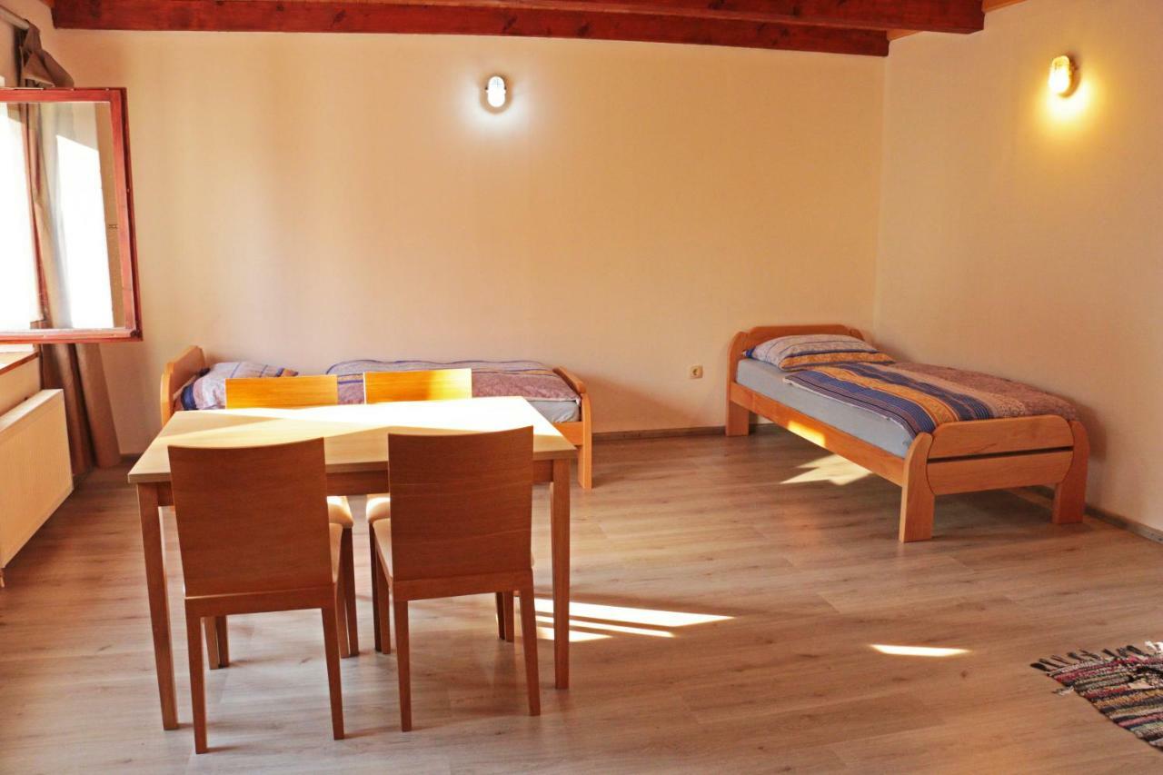 Stonehouse Apartment Нова Горица Екстериор снимка
